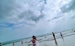 王璐瑶自夸奶大